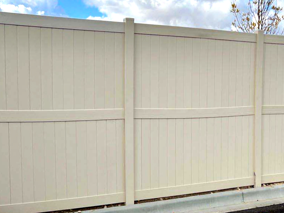 Commercial Vinyl Fence - Boise Idaho