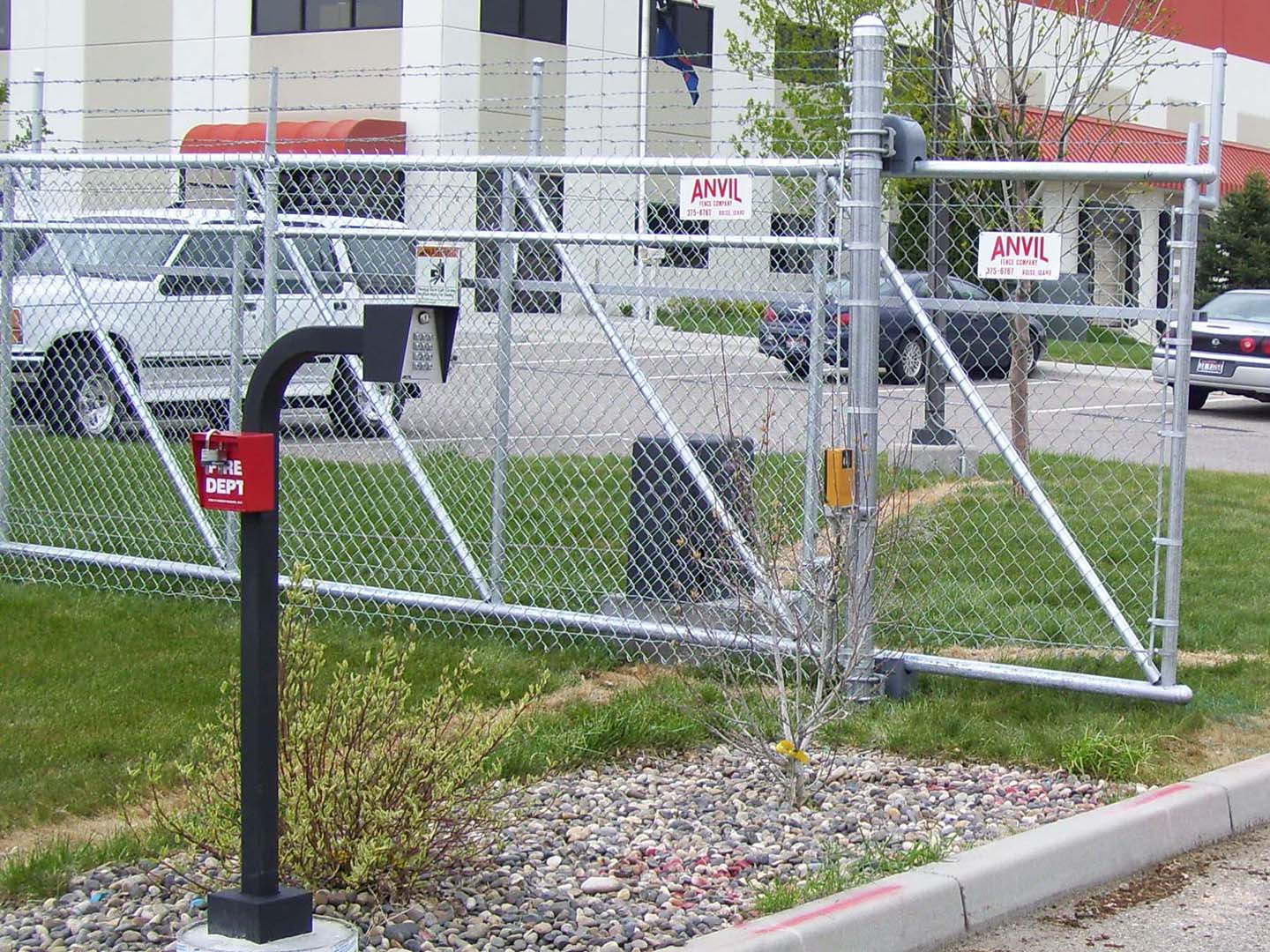 Boise Idaho commercial fencing contractor