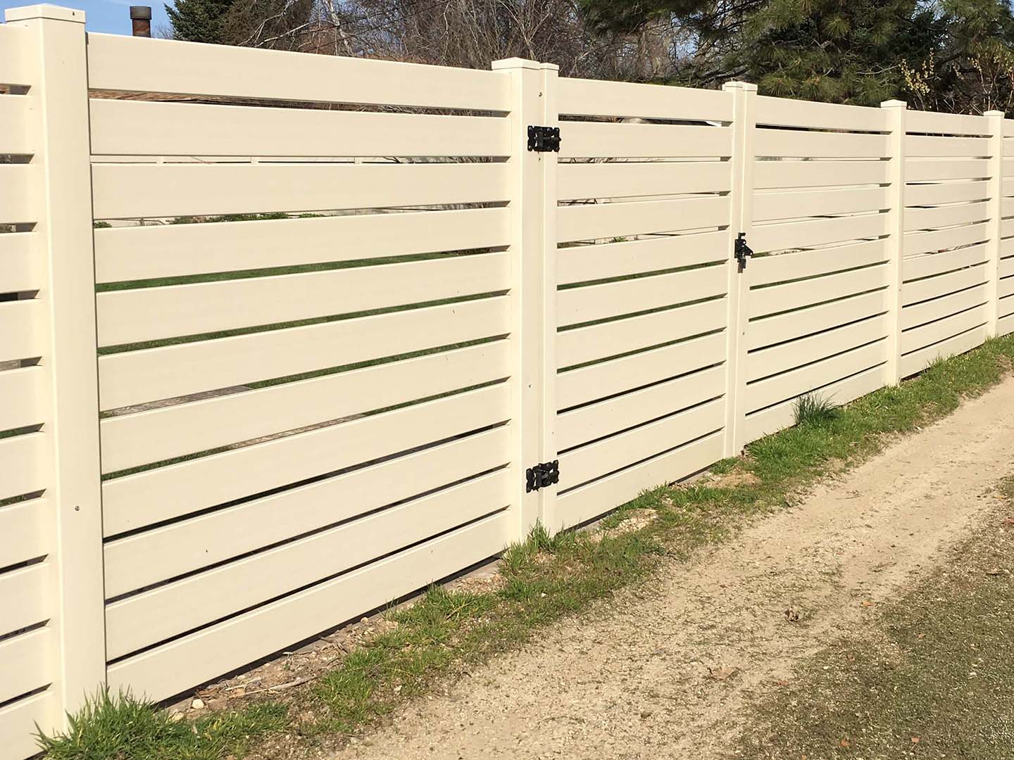 vinyl fence Meridian Idaho